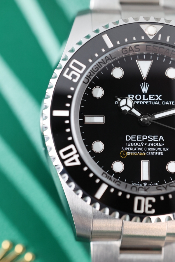 Rolex Deepsea 44 mm Oystersteel Black Dial 136660