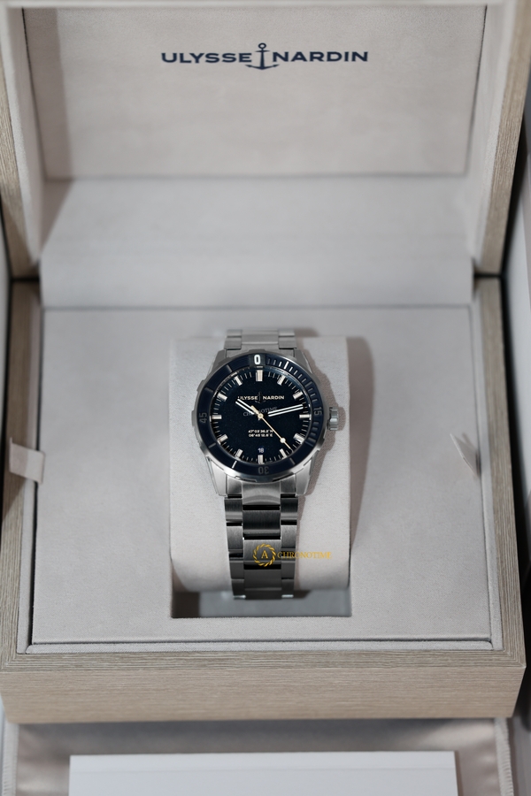 Ulysse Nardin Marine Diver Blue Dial 42 mm 8163-175/93 - Швейцарские часы Ulysse Nardin Marine Diver Blue Dial 42 mm 8163-175/93