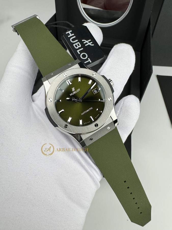 Hublot Classic Fusion Titanium Green 45 mm 511.NX.8970.RX