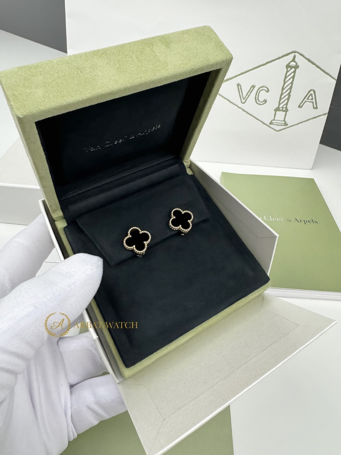 Серьги Van Cleef & Arpels Vintage Alhambra Onyx Yellow Gold