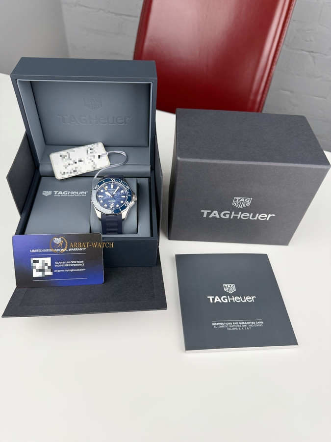 TAG Heuer Aquaracer Professional 300 Date Blue Dial 43 mm