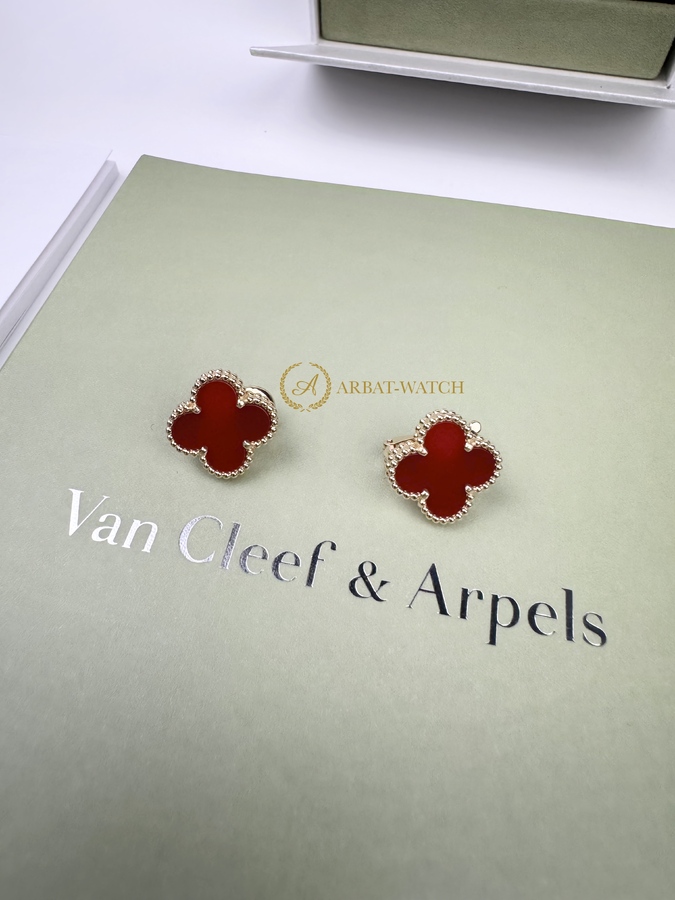 Серьги Van Cleef & Arpels Vintage Alhambra Carnelian Yellow Gold - Швейцарские часы Серьги Van Cleef & Arpels Vintage Alhambra Carnelian Yellow Gold