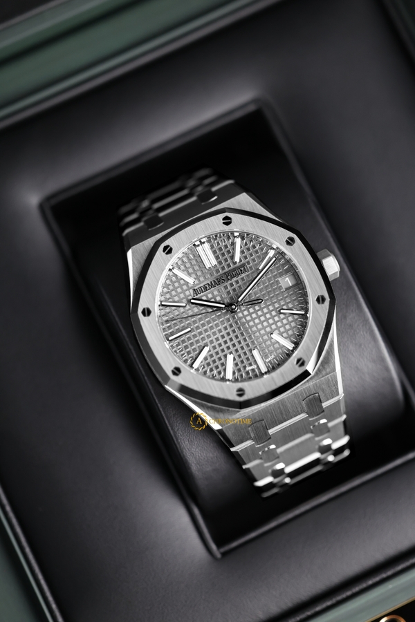 Audemars Piguet Royal Oak 41 mm Grey «Grande Tapisserie» Dial 15510ST.OO.1320ST.10