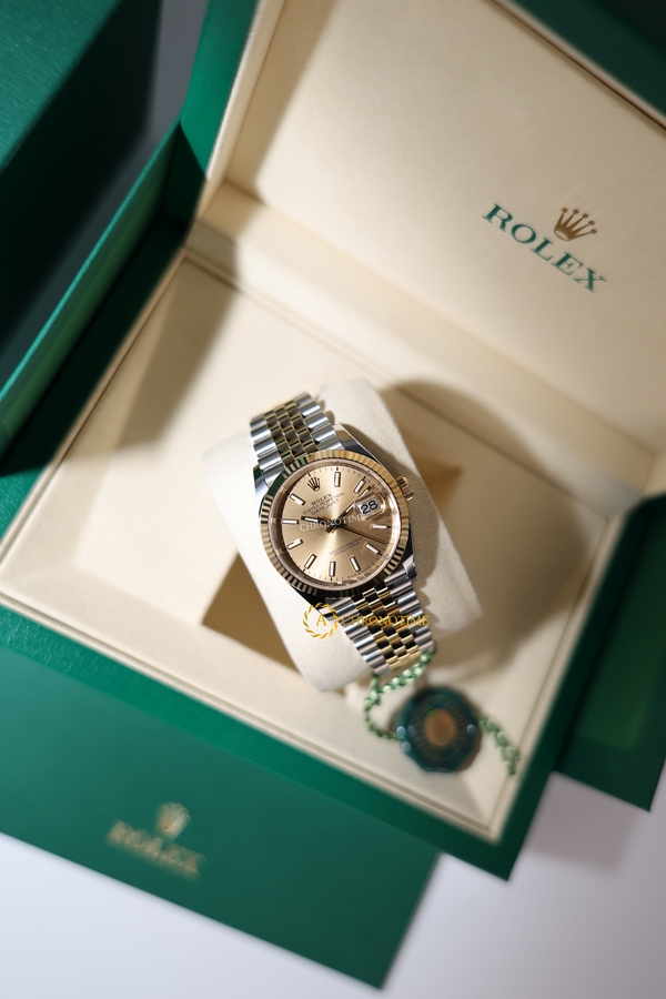 Rolex Datejust 36 mm Champagne Dial Yellow Rolesor 126233 Jubilee - Швейцарские часы Rolex Datejust 36 mm Champagne Dial Yellow Rolesor 126233 Jubilee