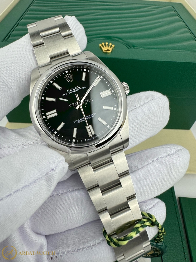 Rolex Oyster Perpetual 41 mm 124300 Black DIal