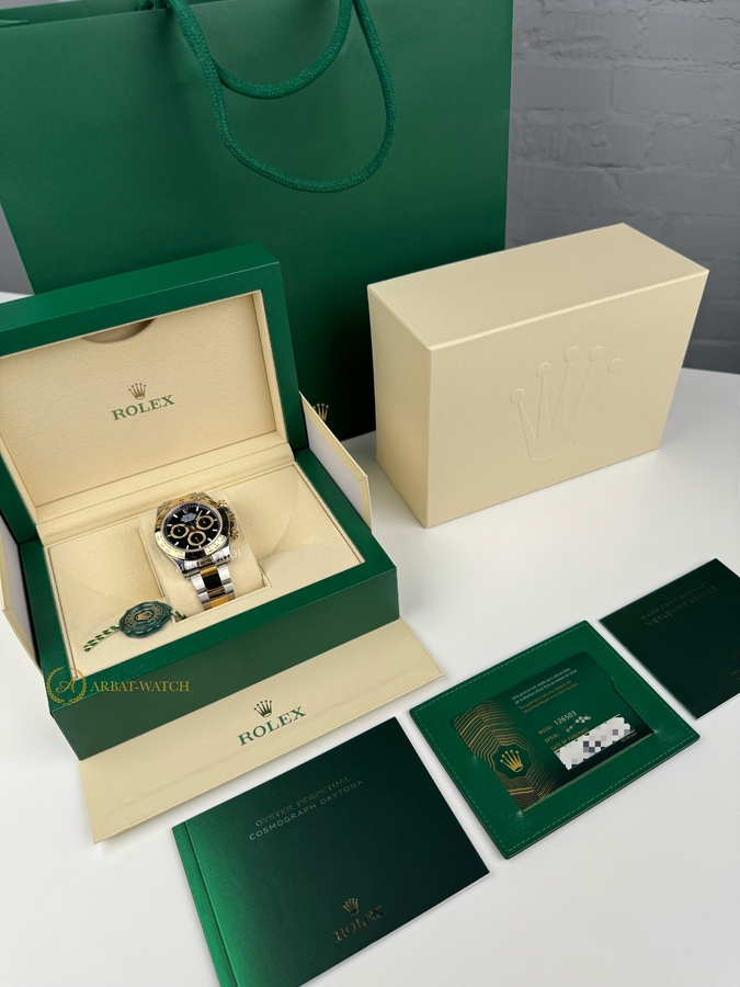 Rolex Cosmograph Daytona 40 mm Yellow Rolesor Black Dial 126503