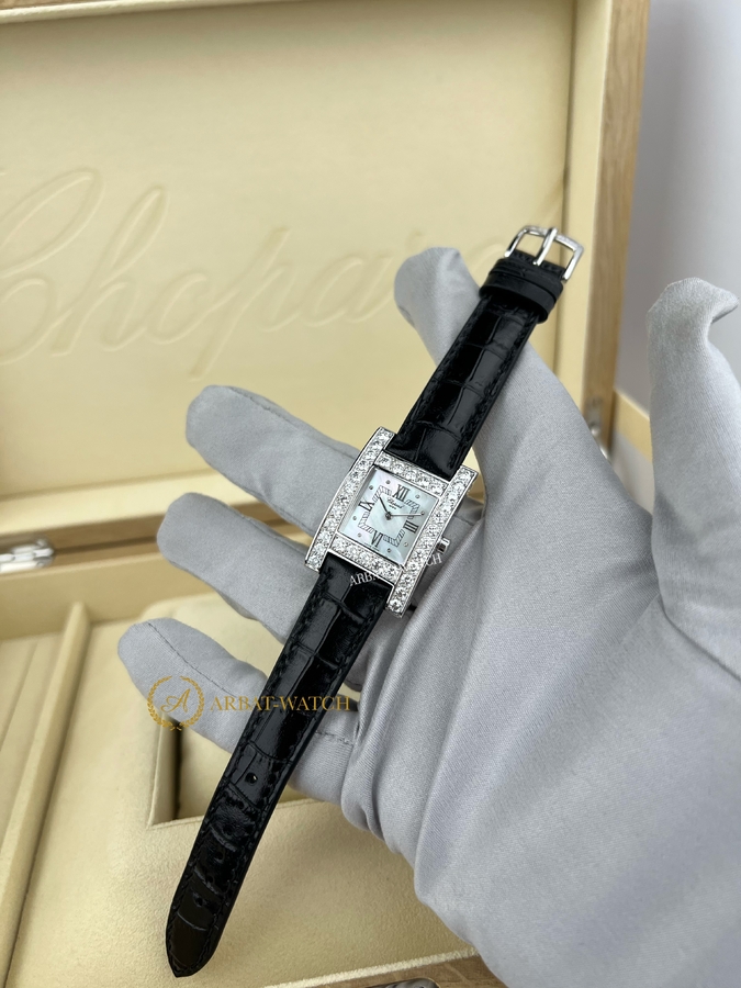 Chopard Your Hour Diamonds 18k White Gold 24 x 36 mm 13/6621 - Швейцарские часы Chopard Your Hour Diamonds 18k White Gold 24 x 36 mm 13/6621