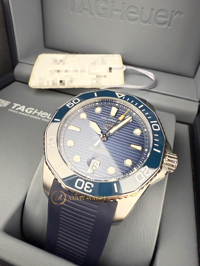 TAG Heuer Aquaracer Professional 300 Date Blue Dial 43 mm