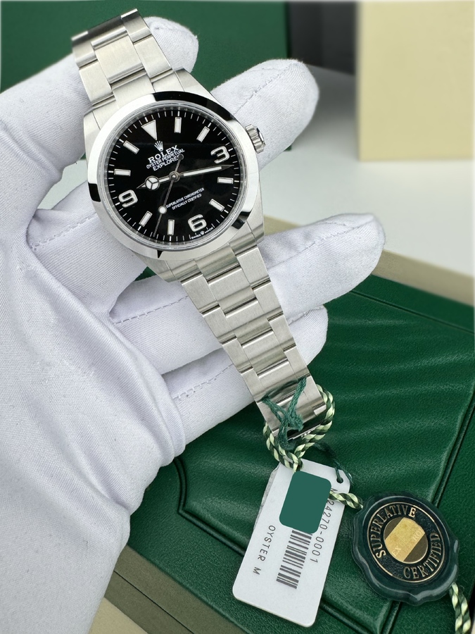 Rolex Explorer 40 mm Oystersteel Black Dial 224270