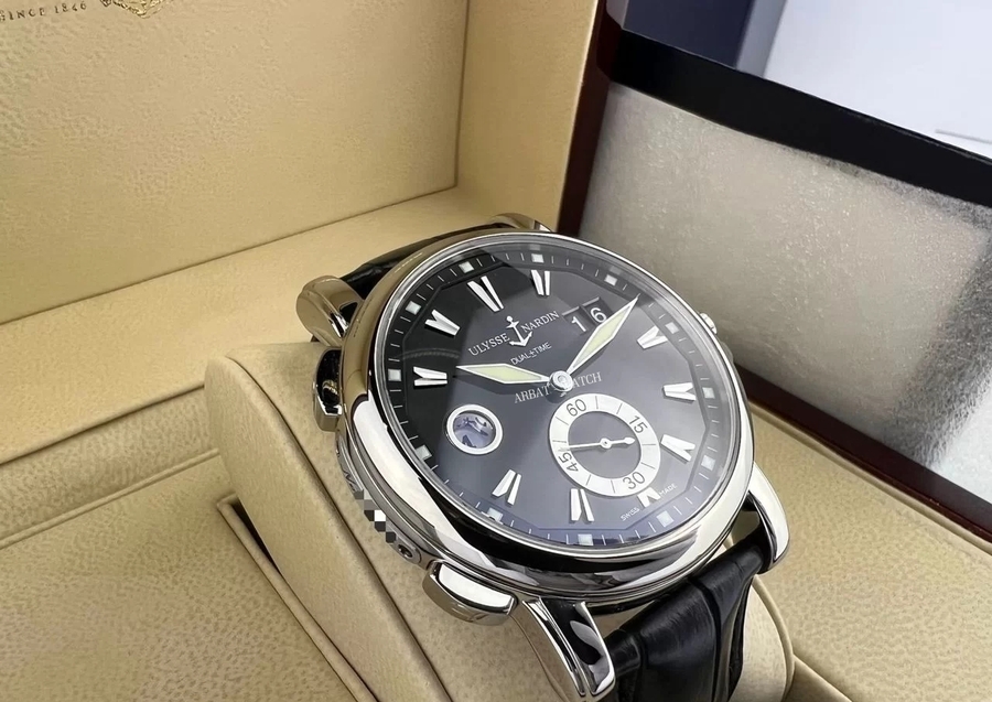 Ulysse Nardin Dual Time Black Dial 42 mm 243-55