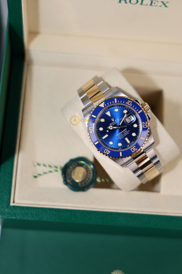 Rolex Submariner Date 41 mm Yellow Rolesor Royal Blue Dial 126613LB - Швейцарские часы Rolex Submariner Date 41 mm Yellow Rolesor Royal Blue Dial 126613LB