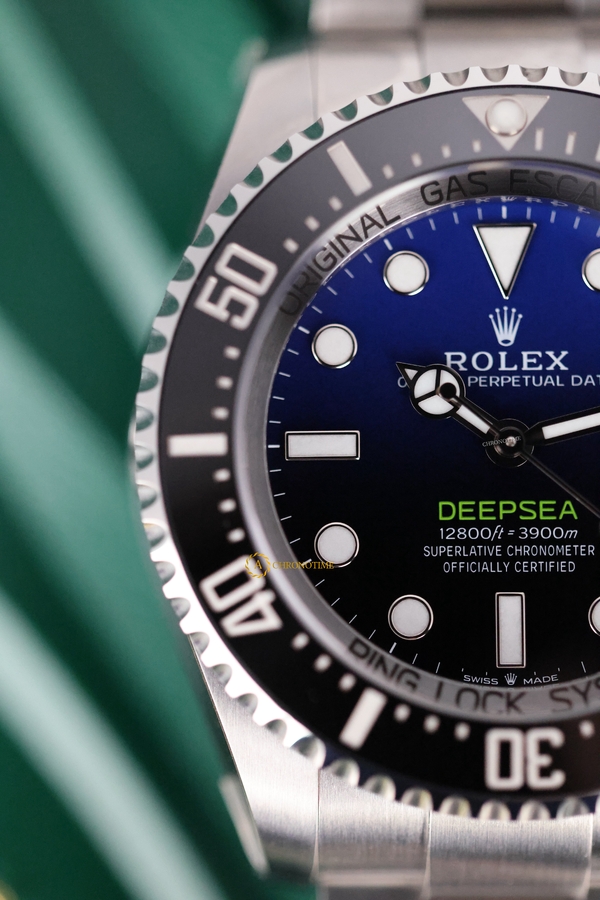 Rolex Deepsea 44 mm Oystersteel D-Blue Dial 136660