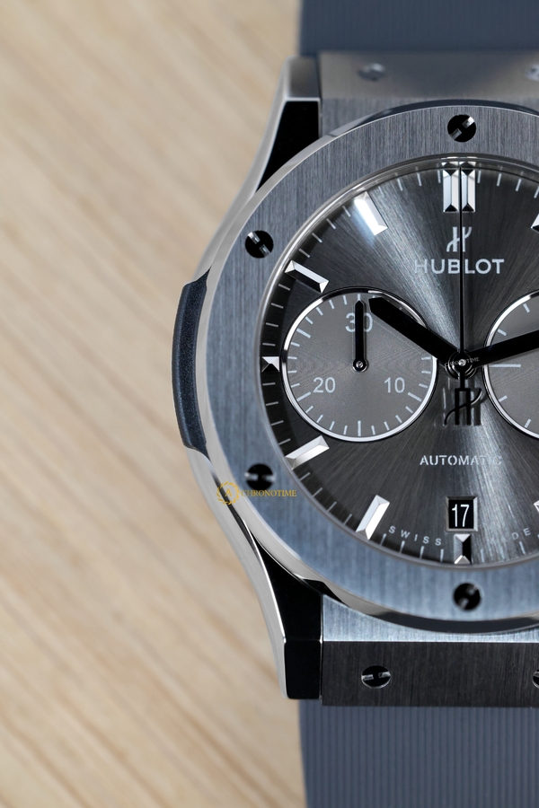 Hublot Classic Fusion Chronograph Titanium Racing Grey 45 mm 521.NX.7071.RX - Швейцарские часы Hublot Classic Fusion Chronograph Titanium Racing Grey 45 mm 521.NX.7071.RX