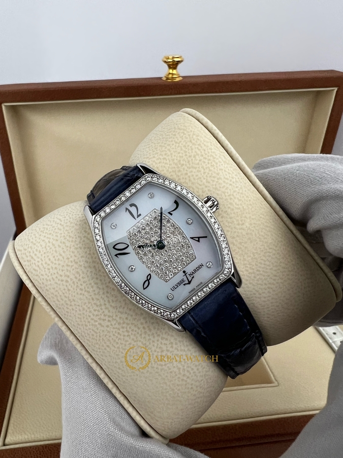 Ulysse Nardin Michelangelo Lady Diamonds 27,8 x 24,8 мм 103-48
