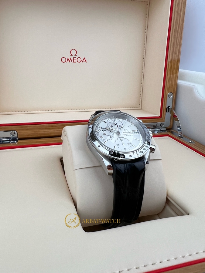 Omega Speedmaster Date Silver Dial 39 mm