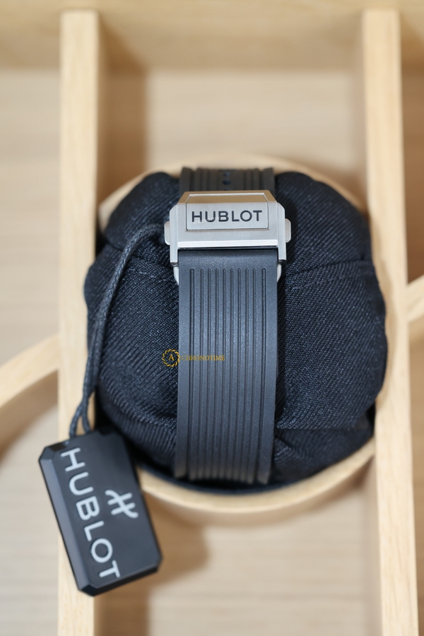 Hublot Big Bang Unico Titanium Black Skeleton Dial 44 mm 421.NX.1170.RX