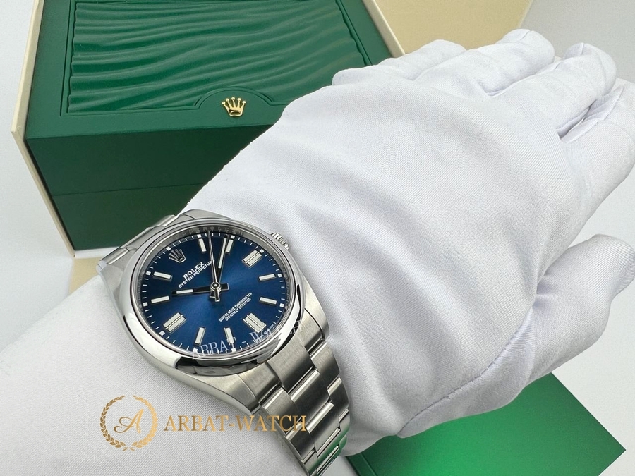 Rolex Oyster Perpetual 41 mm 124300 Blue DIal