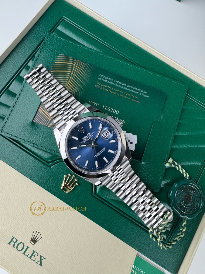 Rolex Datejust 41 mm Oystersteel Bright Blue Dial 126300 Jubilee