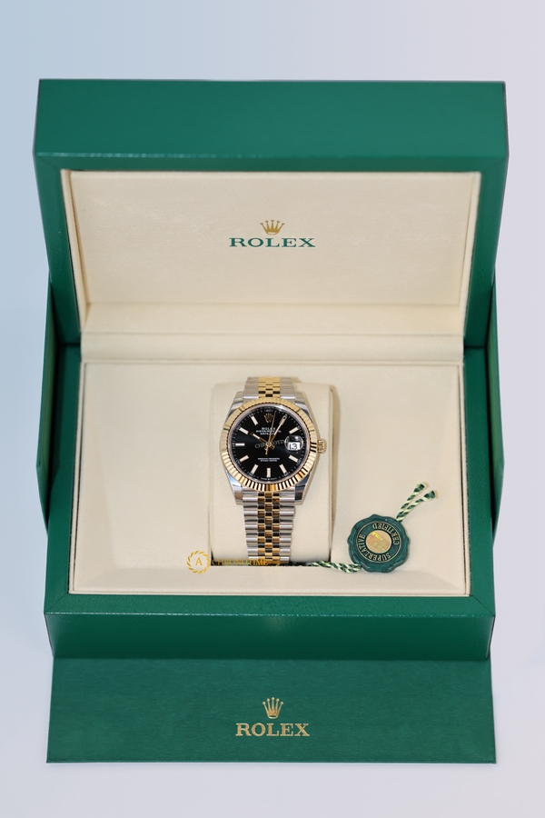 Rolex Datejust 41 mm Yellow Rolesor Bright Black Dial 126333 Jubilee