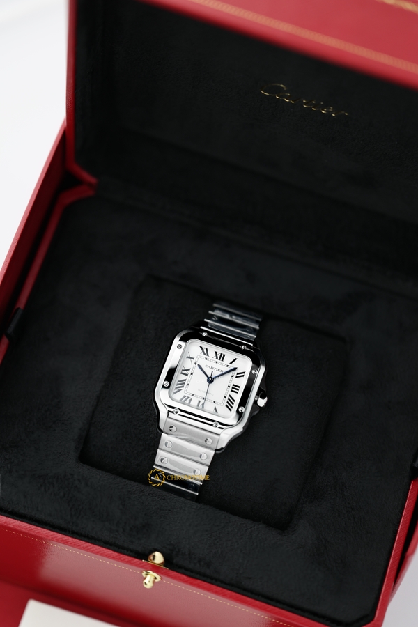 Cartier Santos De Cartier Medium Automatic Silver Opal Dial 41,9 x 35,1 mm WSSA0029