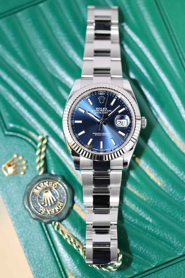 Часы Rolex Datejust 41 мм White Rolesor Bright Blue Dial 126334 