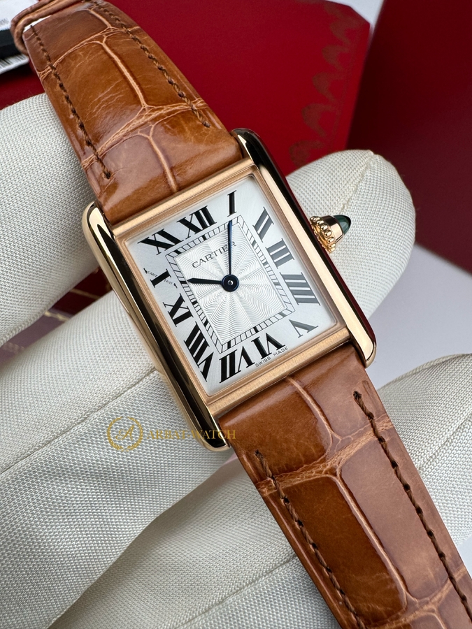 Cartier Tank Louis Cartier Rose Gold Size S 29,5 x 22 mm WGTA0010
