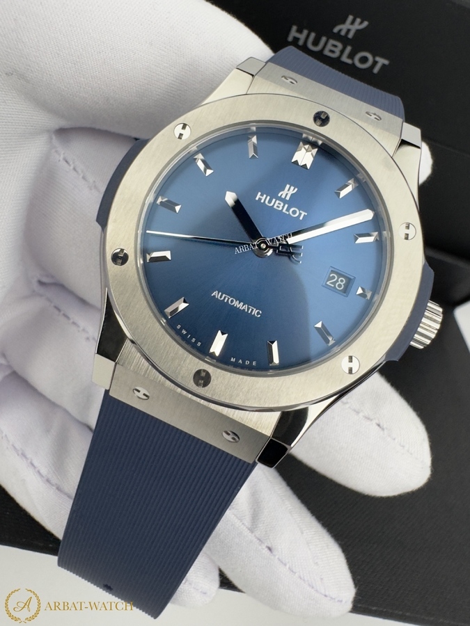 Hublot Classic Fusion Titanium Blue 42 mm 542.NX.7170.RX