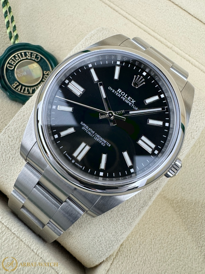 Rolex Oyster Perpetual 41 mm 124300 Black DIal