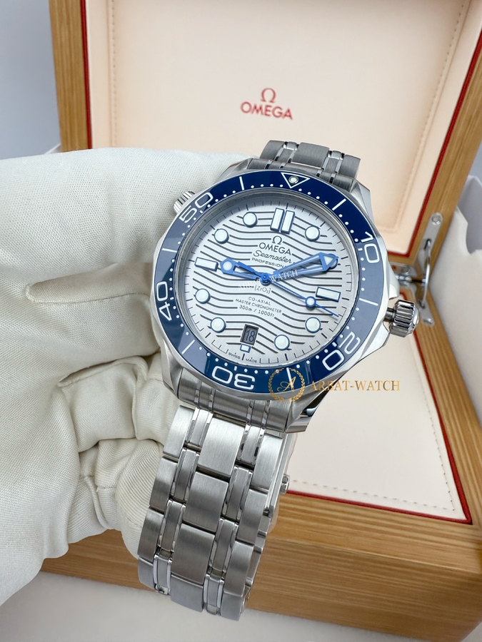 Omega Seamaster Diver 300M Chrome Dial 42 mm 