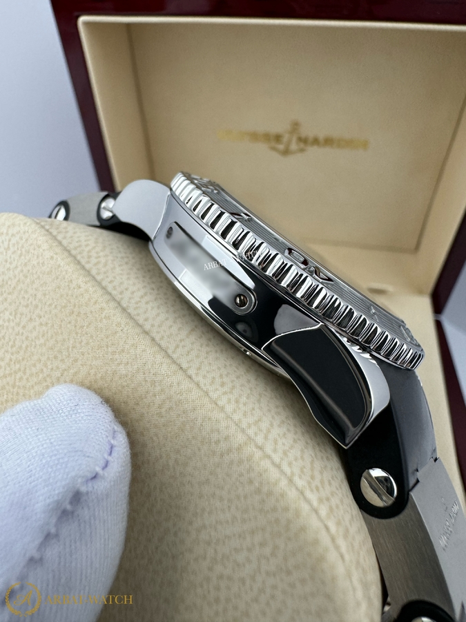 Ulysse Nardin Maxi Marine Diver 42,7 мм 263-33