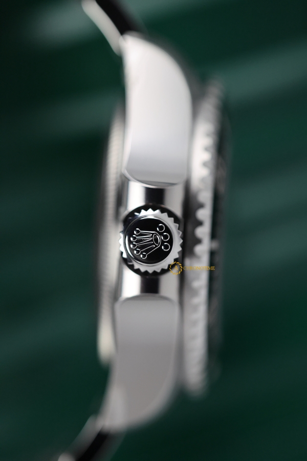 Rolex Deepsea 44 mm Oystersteel D-Blue Dial 136660