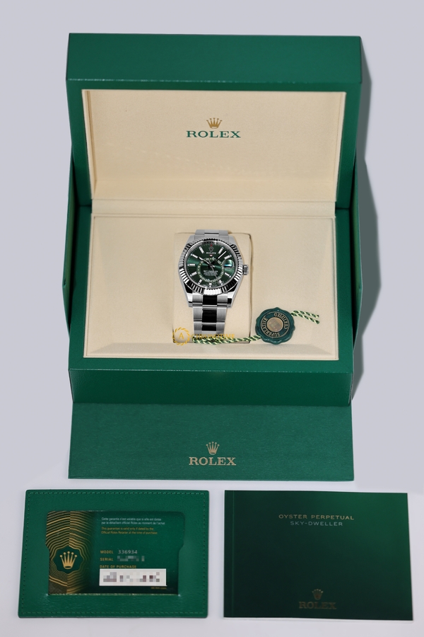 Rolex Sky-Dweller 42 mm White Rolesor Mint Green Dial 336934 - Швейцарские часы Rolex Sky-Dweller 42 mm White Rolesor Mint Green Dial 336934