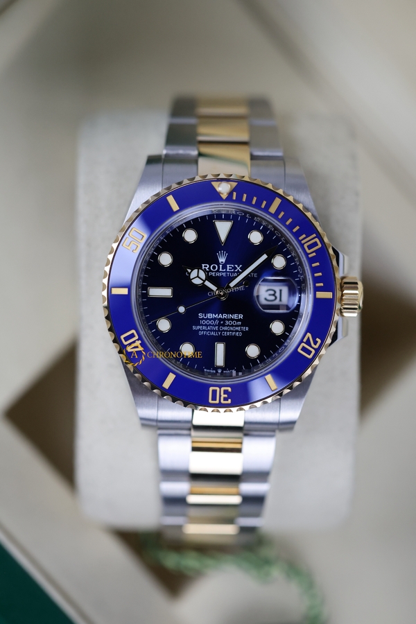 Rolex Submariner Date 41 mm Yellow Rolesor Royal Blue Dial 126613LB - Швейцарские часы Rolex Submariner Date 41 mm Yellow Rolesor Royal Blue Dial 126613LB