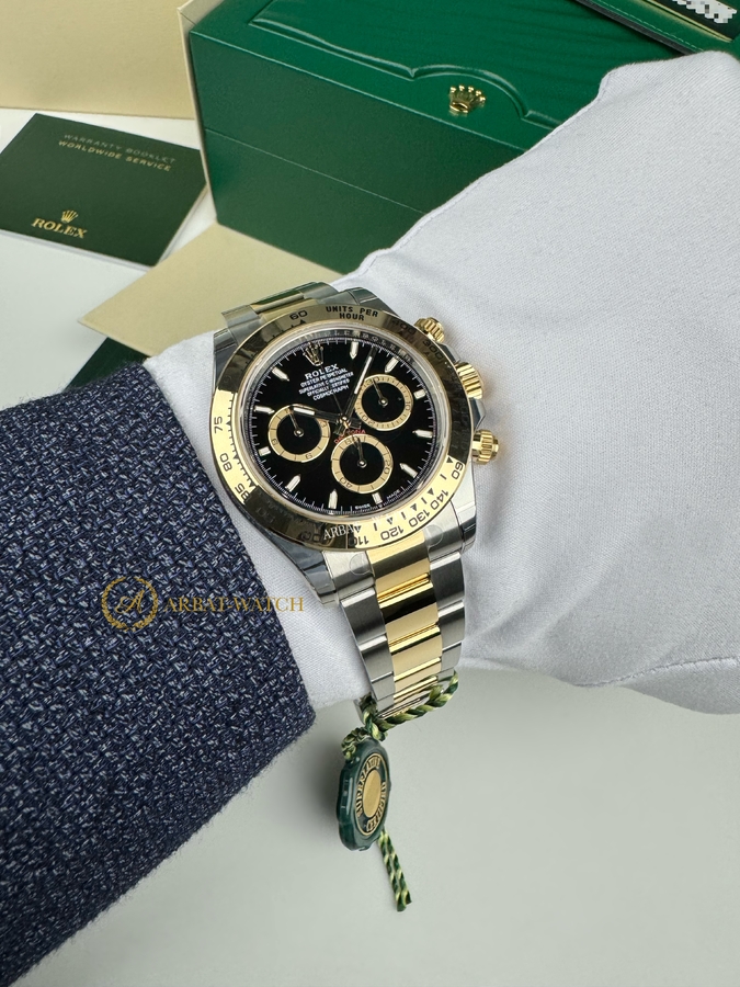 Rolex Cosmograph Daytona 40 mm Yellow Rolesor Black Dial 126503