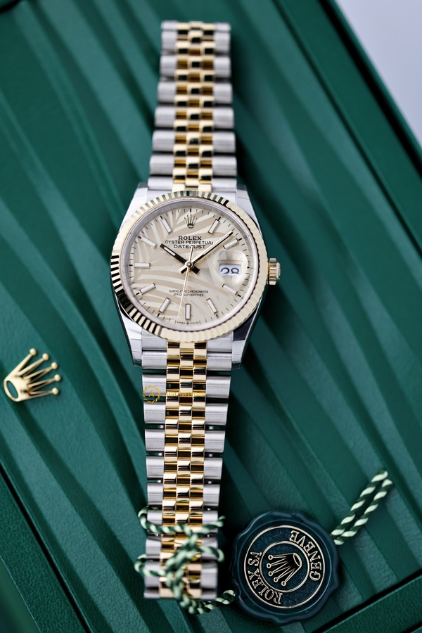 Rolex Datejust 36 mm Yellow Rolesor Champagne Palm Motif Dial 126233 Jubilee - Швейцарские часы Rolex Datejust 36 mm Yellow Rolesor Champagne Palm Motif Dial 126233 Jubilee