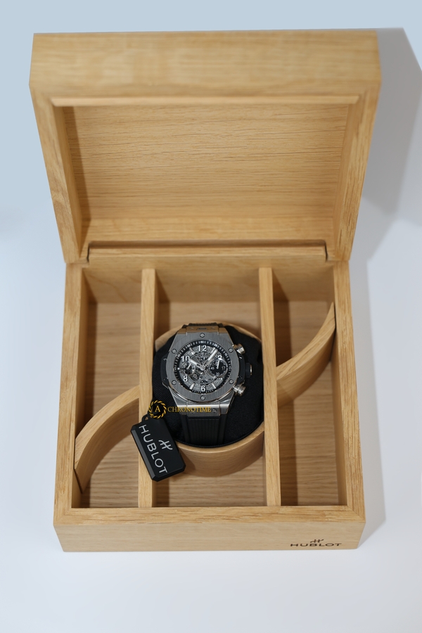 Hublot Big Bang Unico Titanium Black Skeleton Dial 44 mm 421.NX.1170.RX