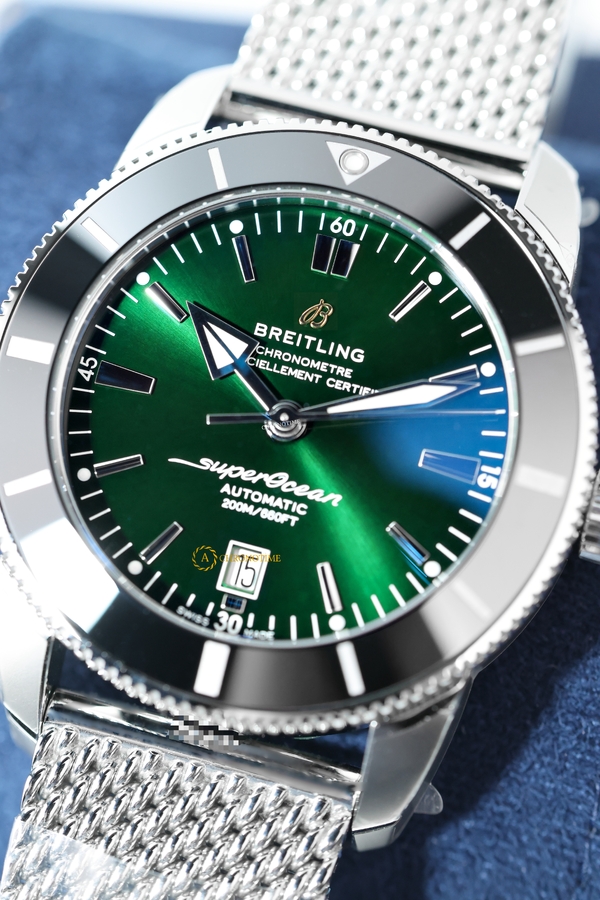 Breitling Superocean Heritage B20 Automatic Green Dial 46 mm AB2020 - Швейцарские часы Breitling Superocean Heritage B20 Automatic Green Dial 46 mm AB2020
