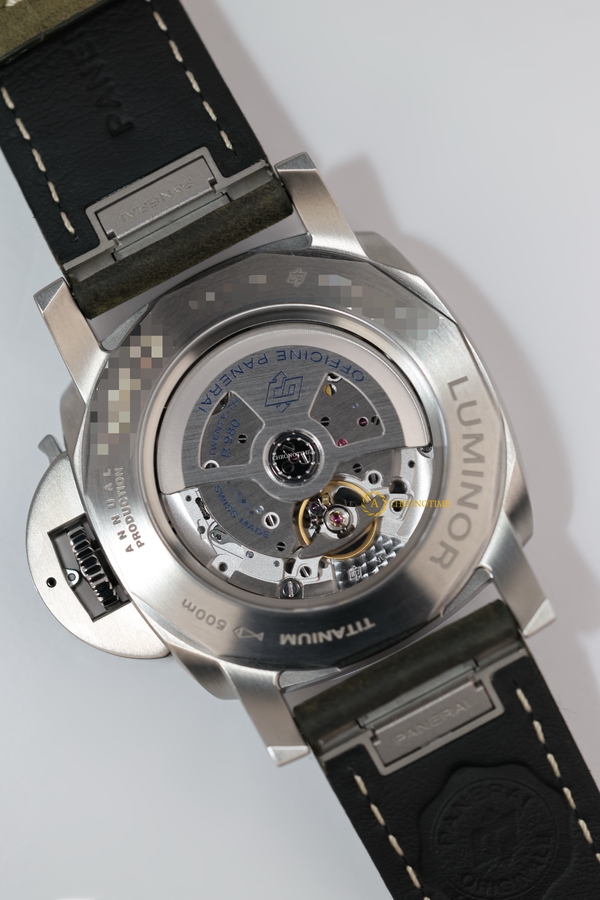 Panerai Luminor Marina Titanio Green Dial 44 mm PAM03325 - Швейцарские часы Panerai Luminor Marina Titanio Green Dial 44 mm PAM03325