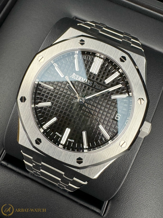 Audemars Piguet Royal Oak 41 mm Black Dial 15510ST