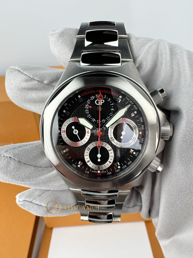 Girard-Perregaux Laureato EVO3 Chronograph Black Dial 44 mm 80180