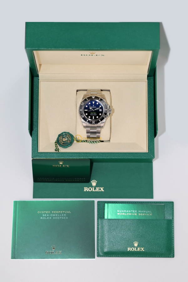 Rolex Deepsea 44 mm Oystersteel D-Blue Dial 136660
