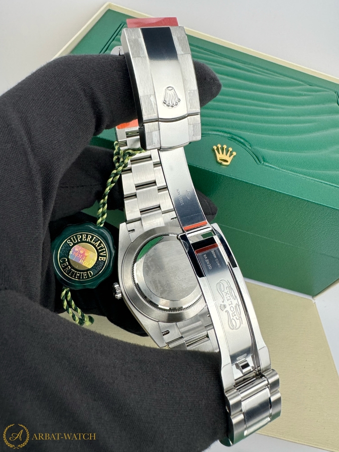 Rolex Datejust 41 mm 126300 Mint Dial