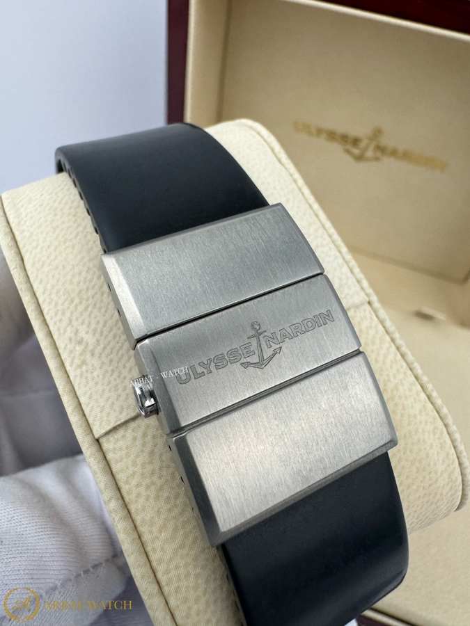 Ulysse Nardin Maxi Marine Diver 42,7 мм 263-33
