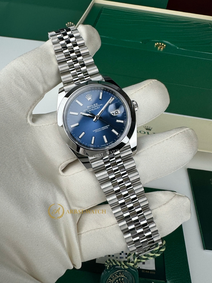 Rolex Datejust 41 mm Oystersteel Bright Blue Dial 126300 Jubilee