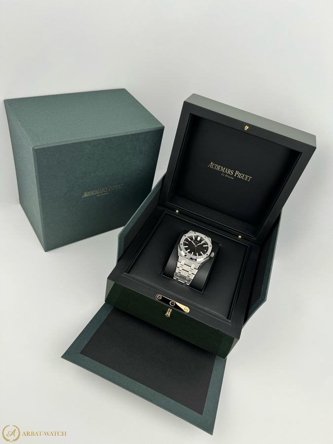 Audemars Piguet Royal Oak 41 mm Black Dial 15510ST