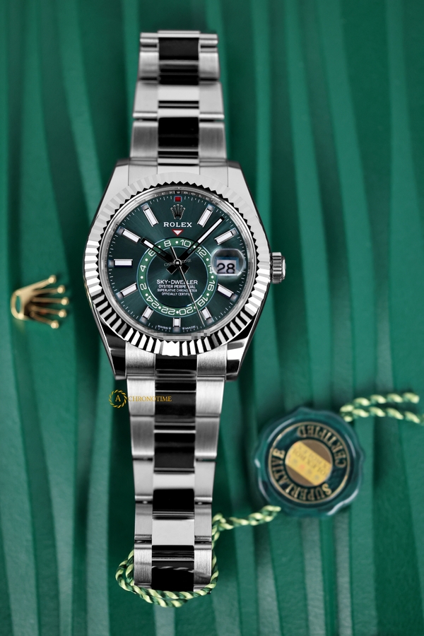 Rolex Sky-Dweller 42 mm White Rolesor Mint Green Dial 336934 - Швейцарские часы Rolex Sky-Dweller 42 mm White Rolesor Mint Green Dial 336934