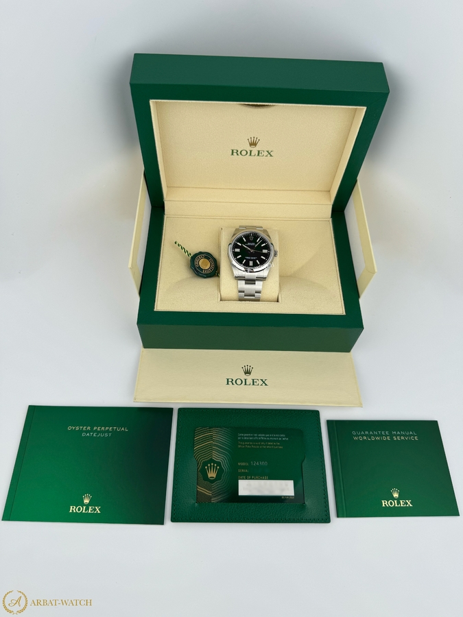 Rolex Oyster Perpetual 41 mm 124300 Black DIal