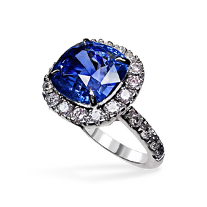Кольцо «Natural Blue Sapphire Vivid Blue (Cornflower) No Heating 5,25 ct. 18k White Gold Diamonds