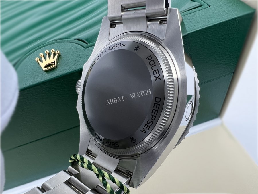 Rolex Sea-Dweller Deepsea D-Blue 44 mm 126660