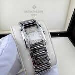 Patek Philippe Twenty 4 Ladies 25х30 mm 4910/10A-011